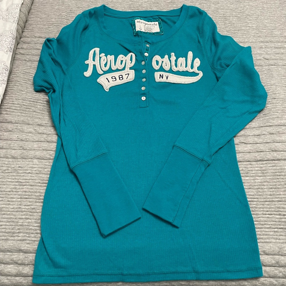 Aeropostale turquoise shirt